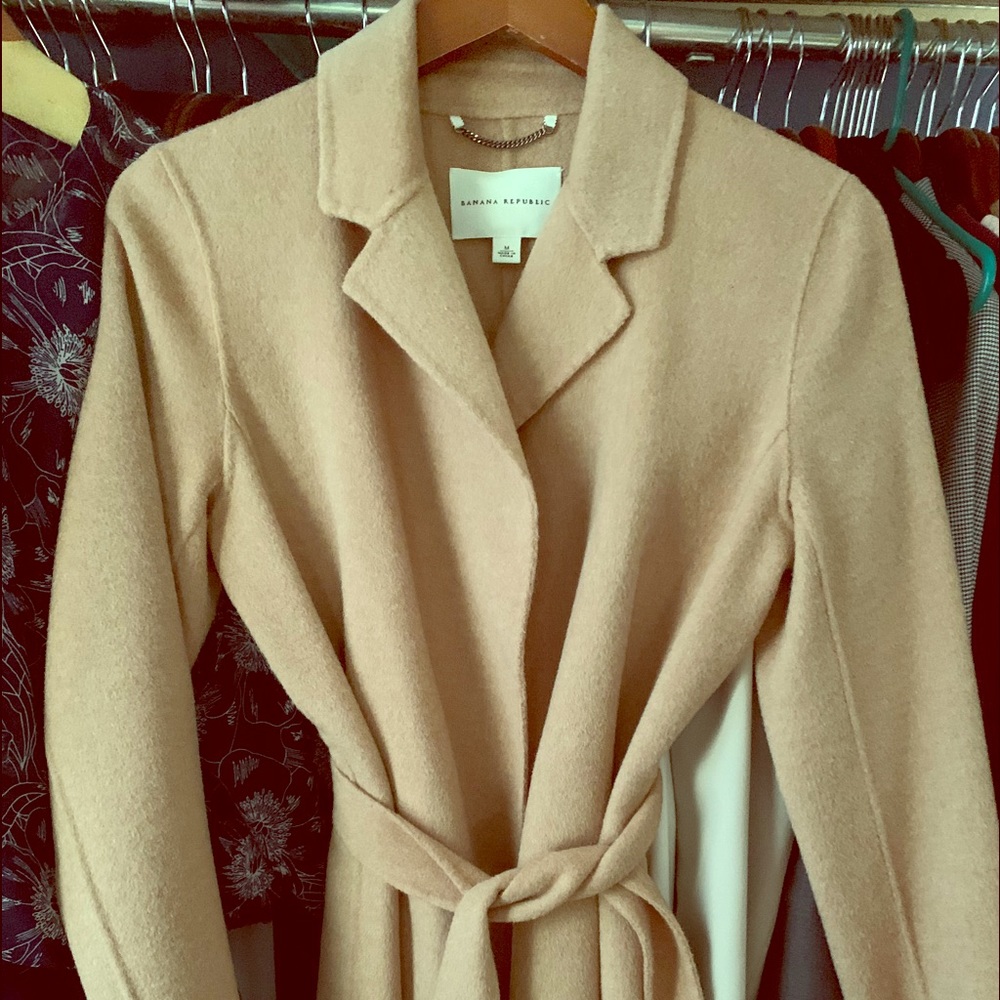 Banana Republic 3/4 wool lightweight coat.